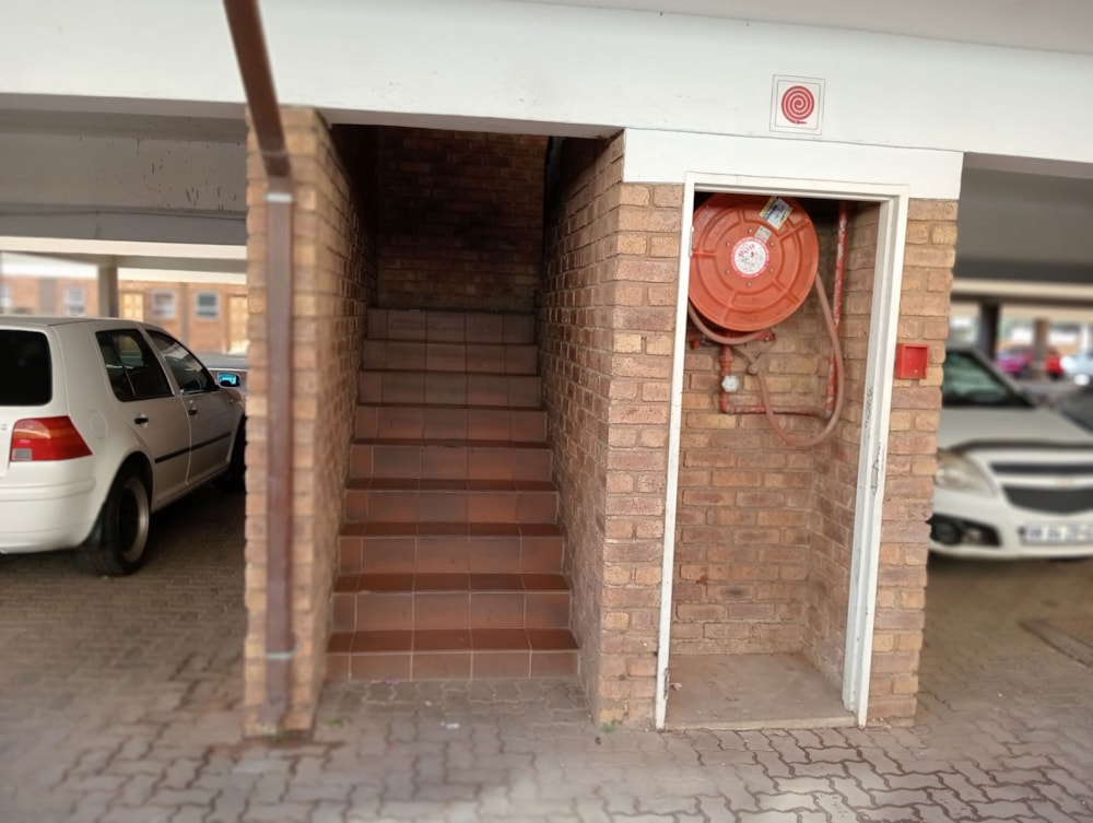 Apartment for sale in Kempton Park - KTP1661225 Apartment for sale in Kempton Park - KTP1661225