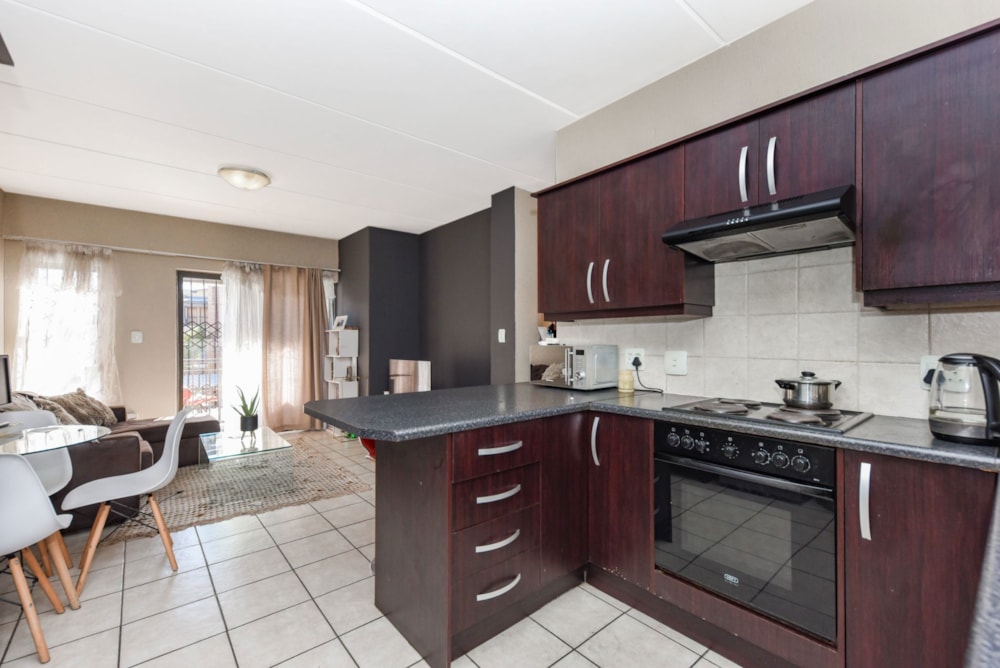 Apartment for sale in North Riding - FW1661253 Apartment for sale in North Riding - FW1661253