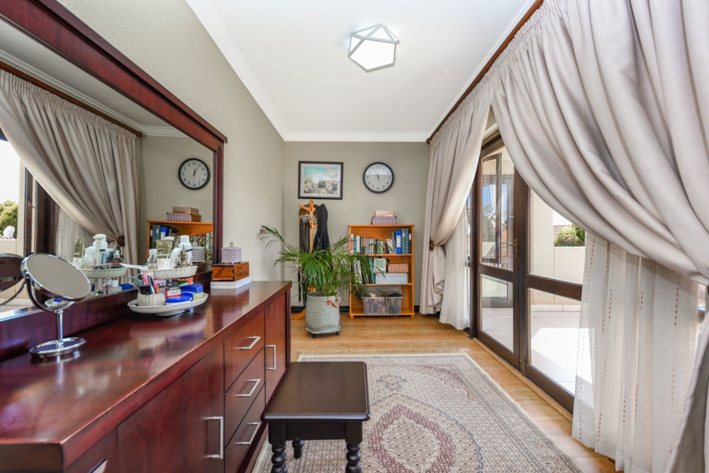 House sold in Broadacres - FW1661496 House sold in Broadacres - FW1661496