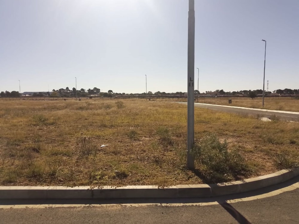 Residential vacant land for sale in Bloemspruit - 1BX1661339