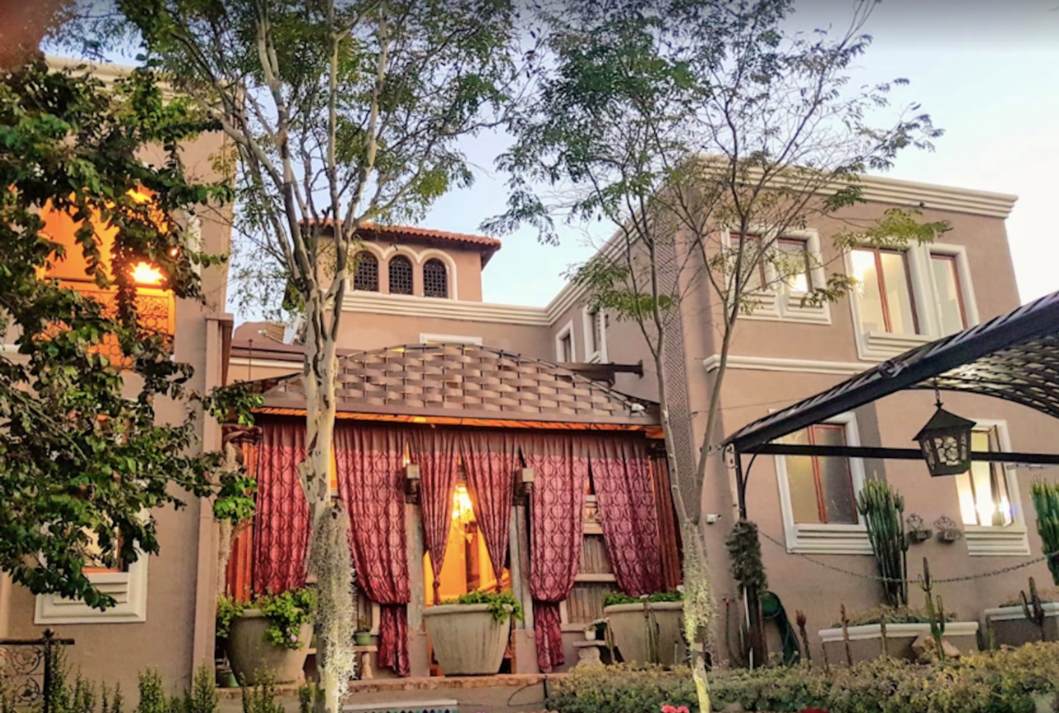 Guesthouse for sale in Zwartkop - PT1661376