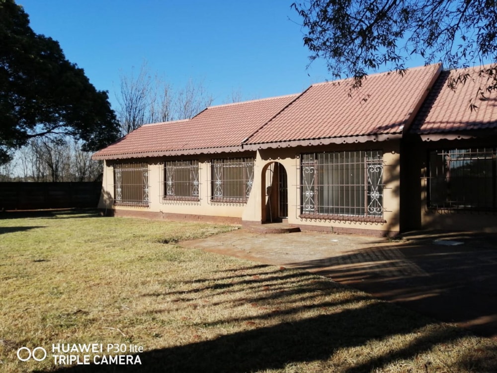 House for sale in Krugersrus - 1SP1661355