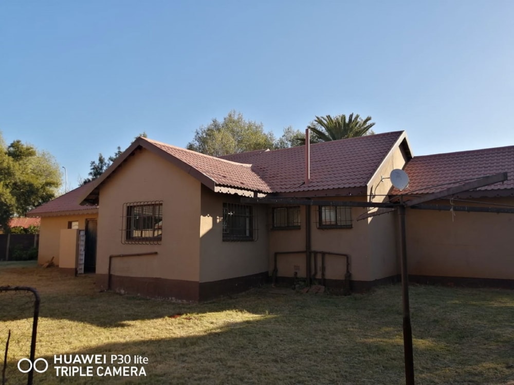 House for sale in Krugersrus - 1SP1661355