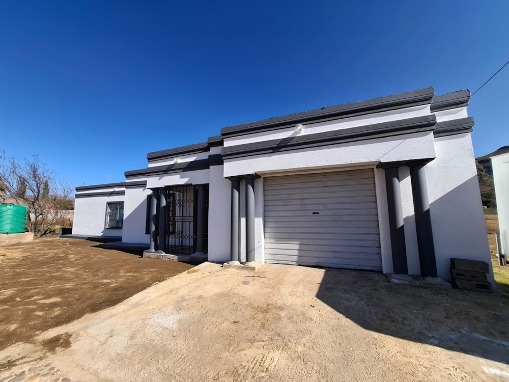 House for sale in Phuthaditjhaba - 1BTH1662226 House for sale in Phuthaditjhaba - 1BTH1662226