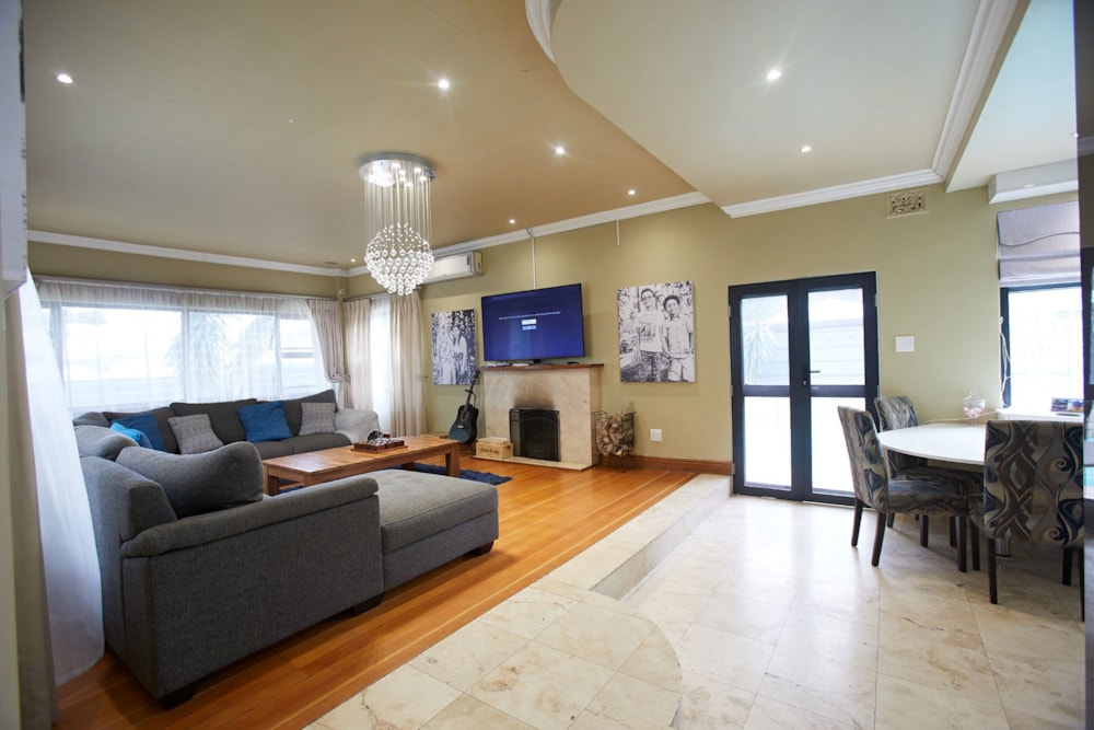 House let in Pinelands, Cape Town - RBL1706179