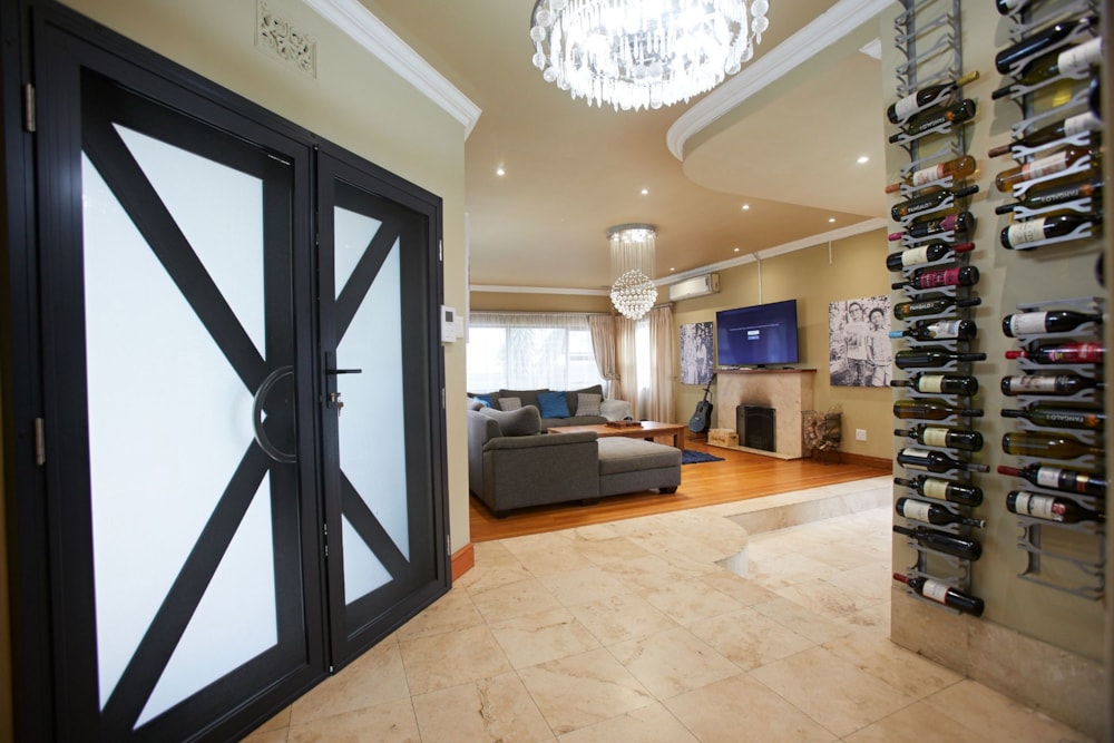 House let in Pinelands, Cape Town - RBL1706179