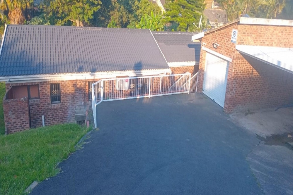 House to rent in Doon Heights - 1WB1725932