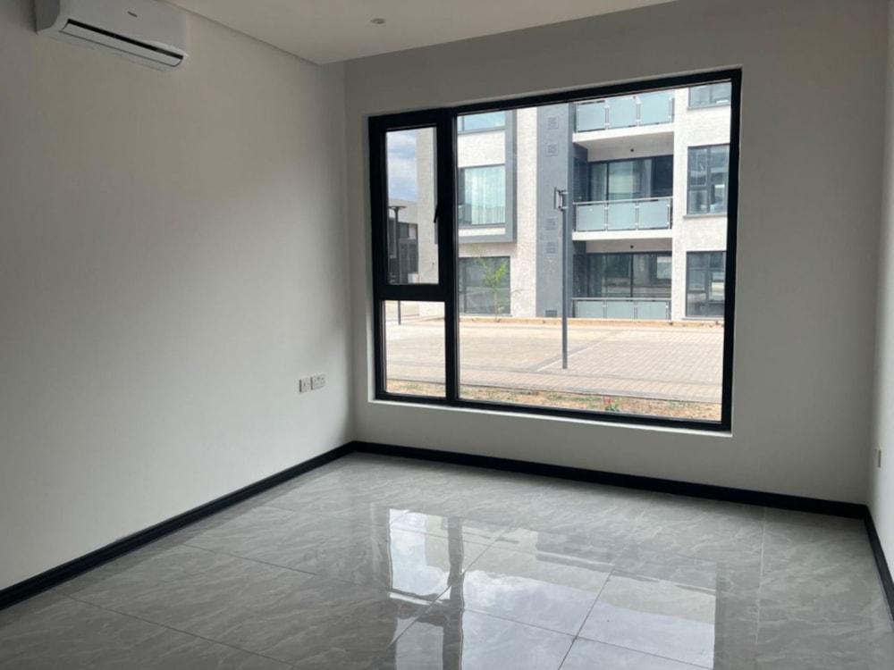 House let in Block 10, Botswana - 3BO1678965