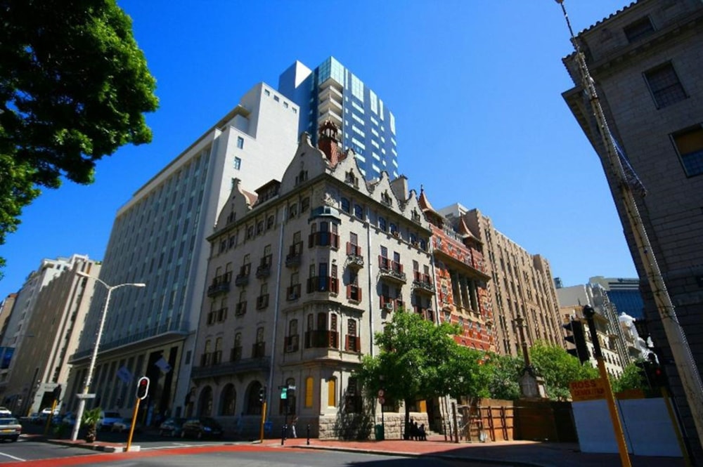 Bachelor apartment let in Cape Town Central - CBL1694776 Bachelor apartment let in Cape Town Central - CBL1694776