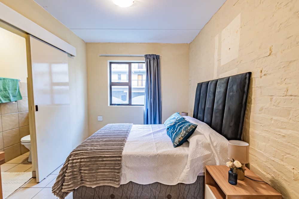 Apartment for sale in Die Hoewes - CN1662046