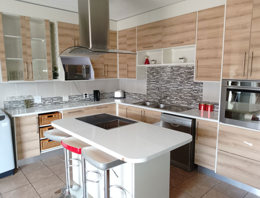 Townhouse for sale in Brakpan North - 1BJ1662112