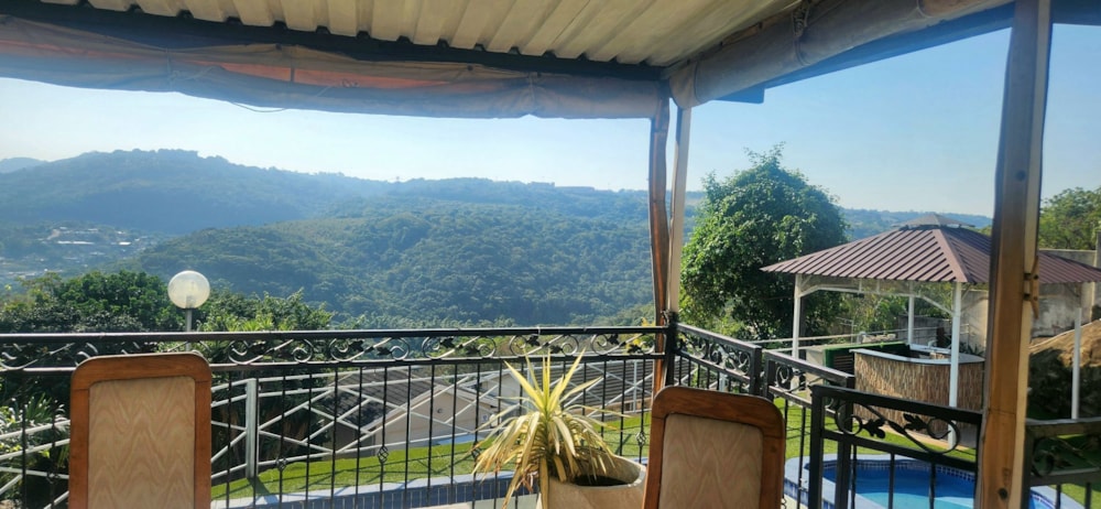 Security complex home for sale in Escombe - 1WB1664346