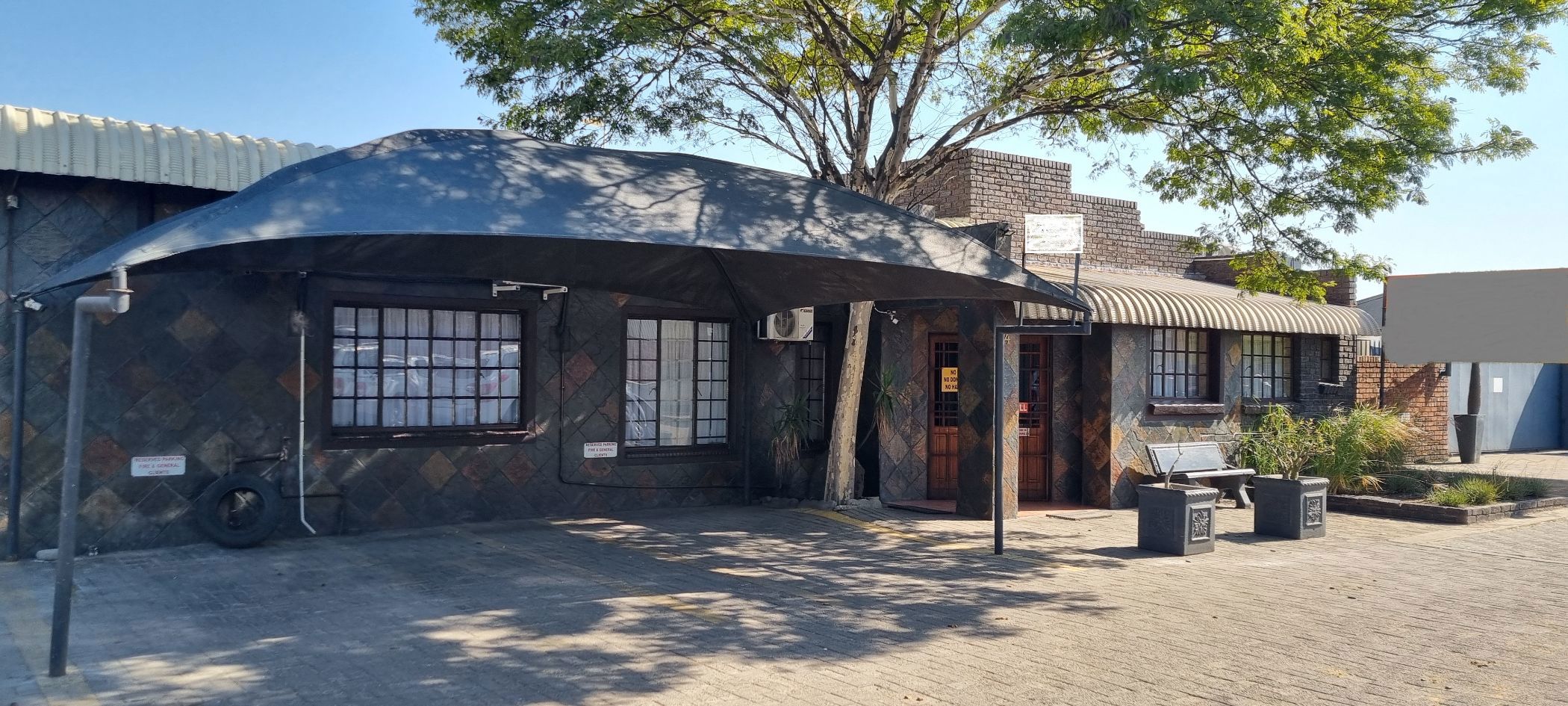 Commercial Building let in Phalaborwa - 1PW1662600