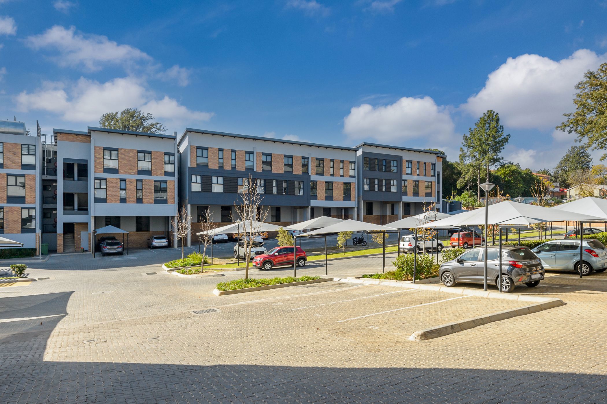 Apartment for sale in Ferndale, Randburg - RAN1662961