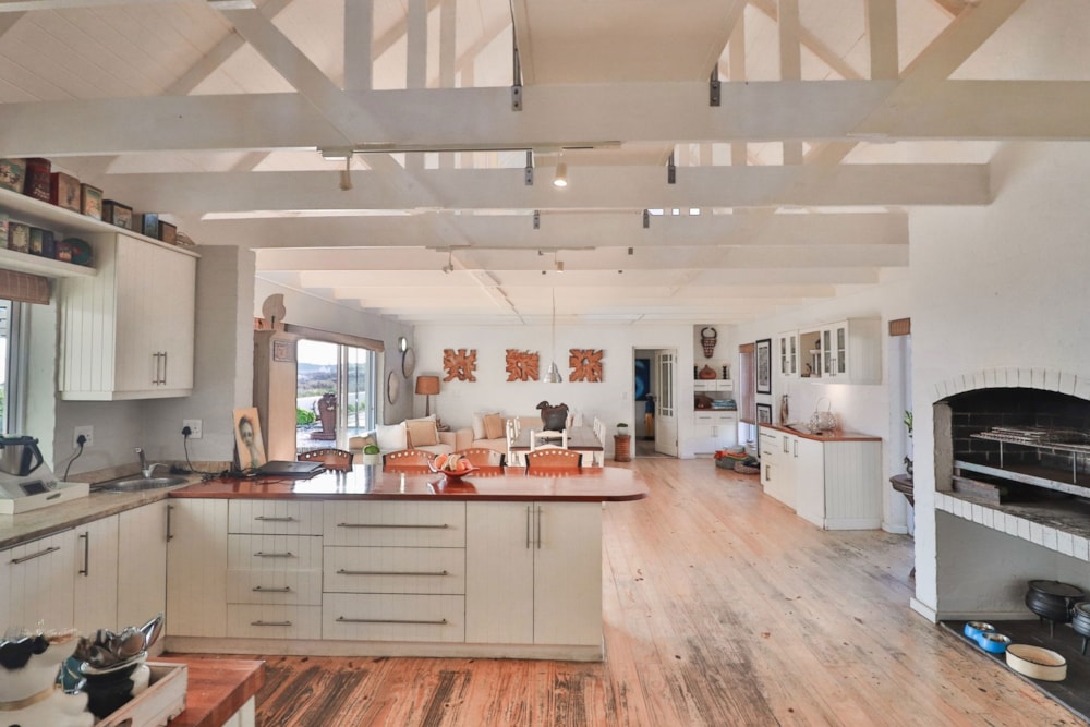 House for sale in Jakkalsfontein - LA1662512 House for sale in Jakkalsfontein - LA1662512