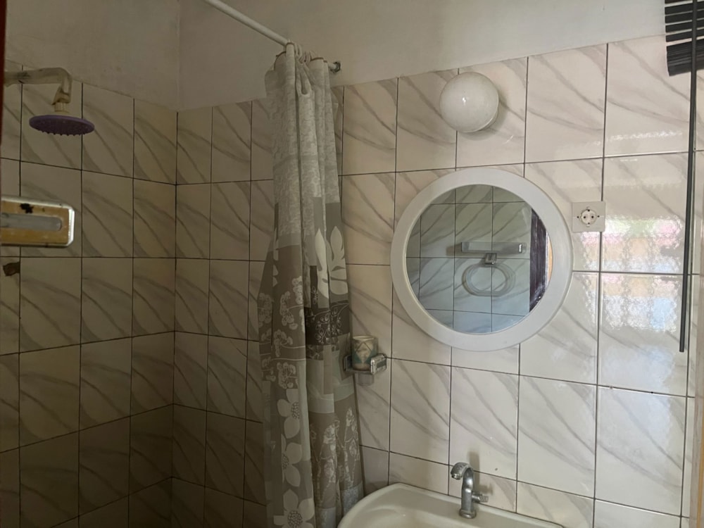 House for sale in Praia do Tofo, Mozambique - 3MQ1662539