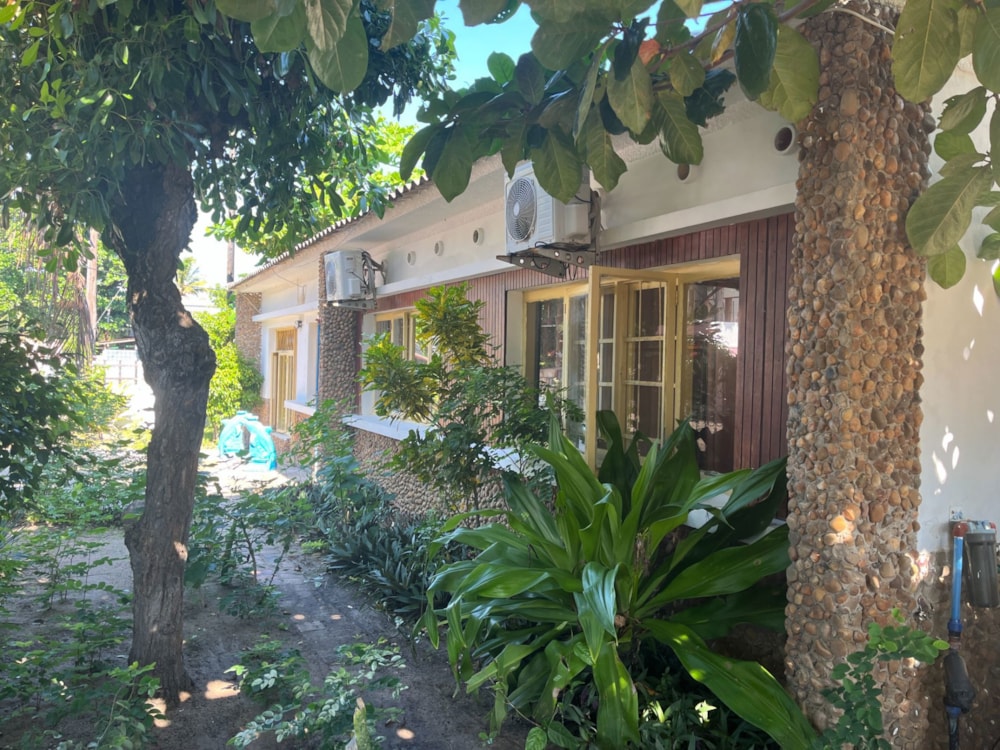 House for sale in Praia do Tofo, Mozambique - 3MQ1662539