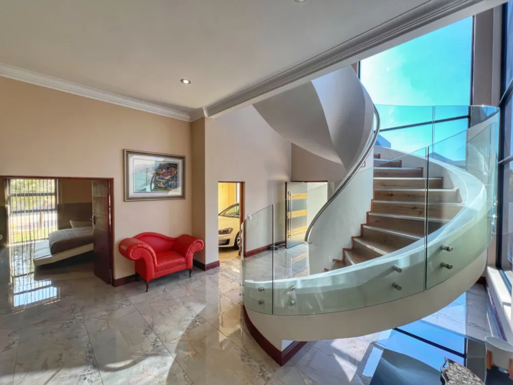 Double-storey house for sale in The Hills - PT1663207 Double-storey house for sale in The Hills - PT1663207