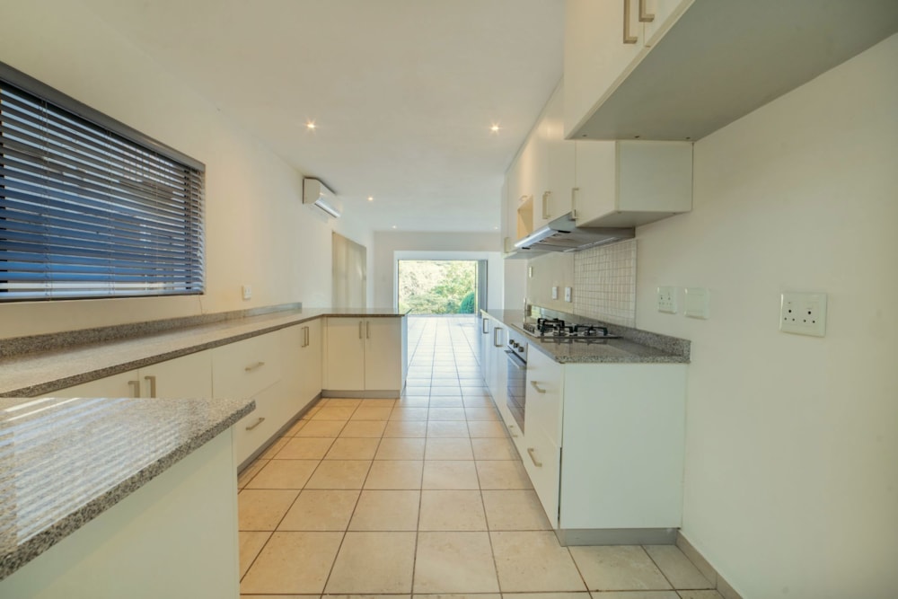 Double-storey cluster let in Seaward Estates - 1BD1688046 Double-storey cluster let in Seaward Estates - 1BD1688046