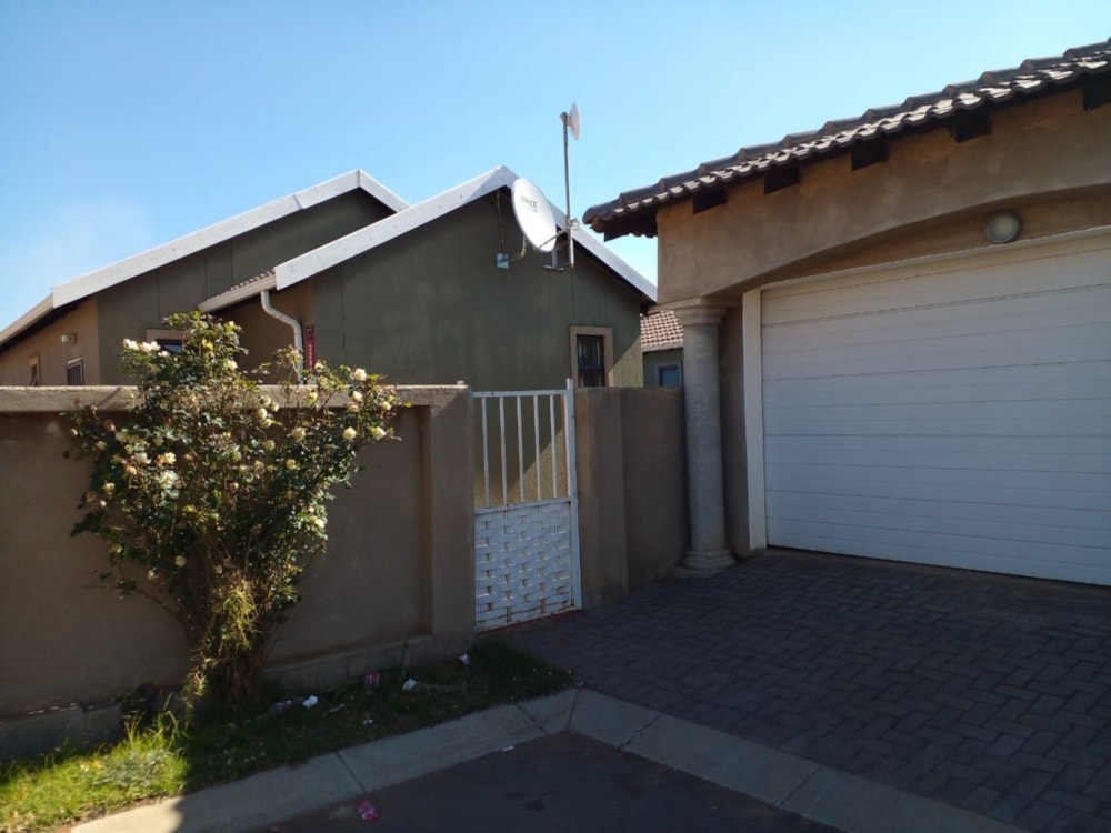 House for sale in Savanna City - 1VT1662780