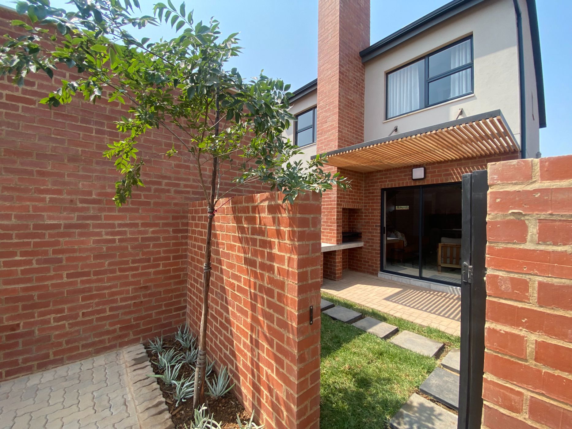 Double-storey house for sale in Karenpark - PT1694394