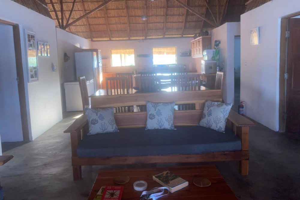 House for sale in Pomene, Mozambique - 3MQ1663065