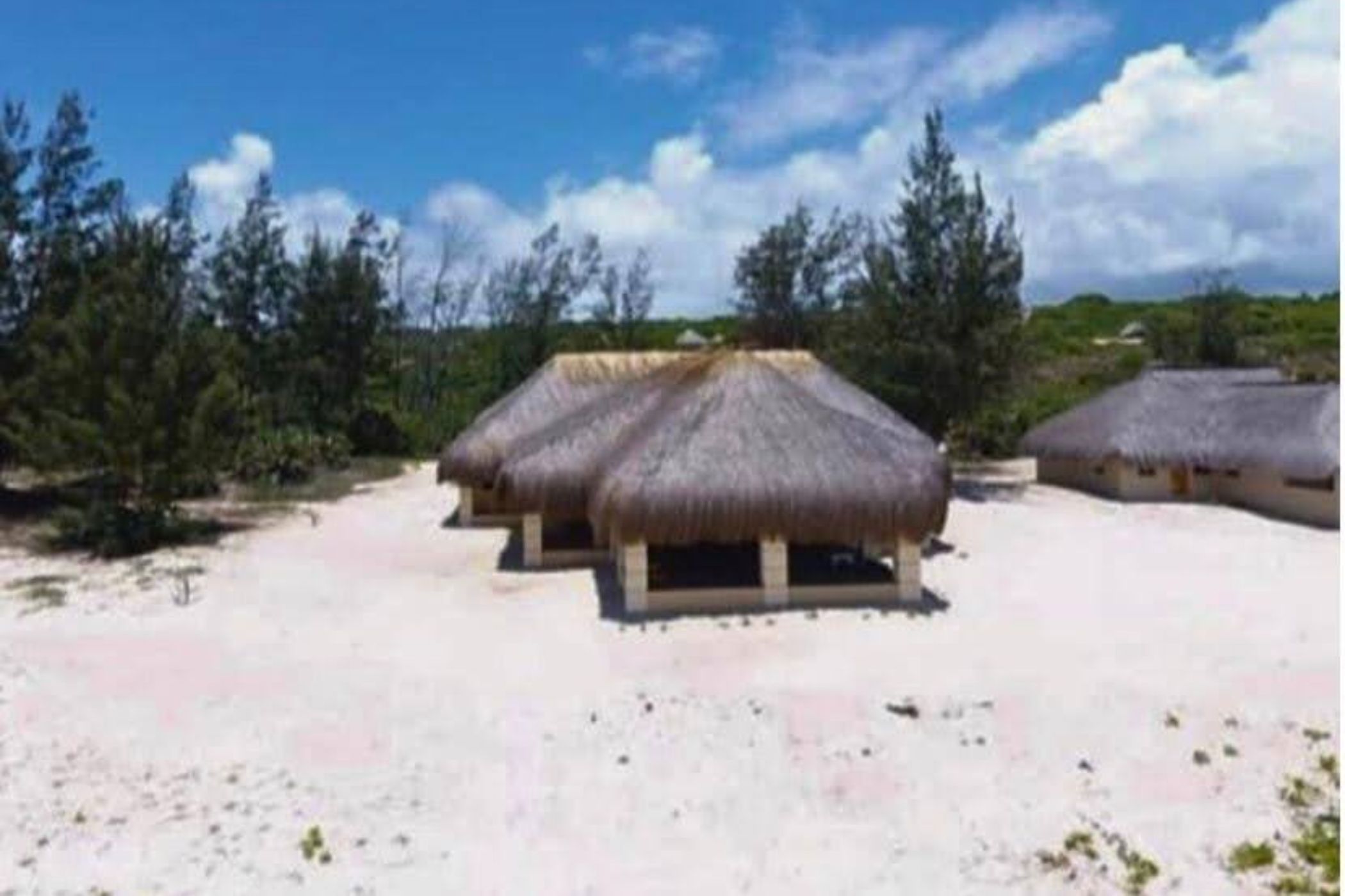 House for sale in Pomene, Mozambique - 3MQ1663065