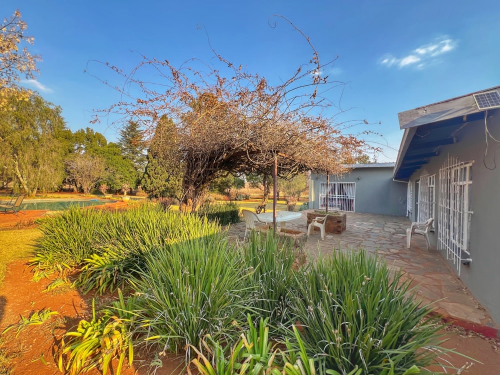 Smallholding for sale in Tiegerpoort AH - PRN1663239