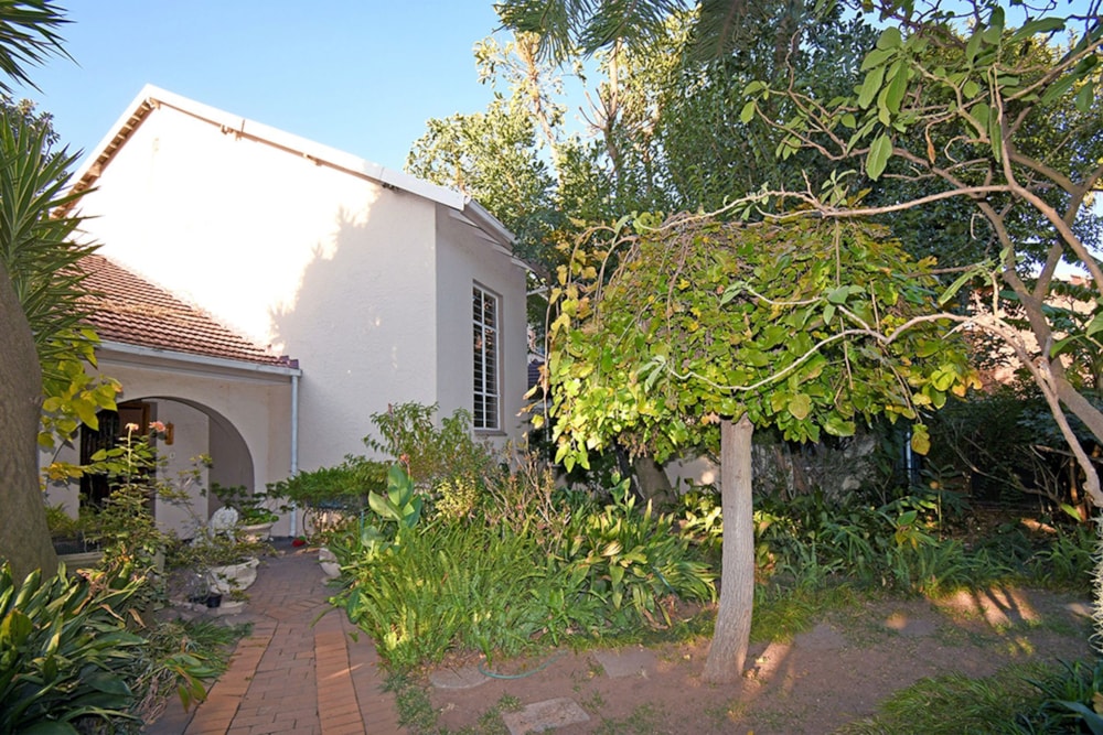 Double-storey house for sale in Glenhazel - BED1663414