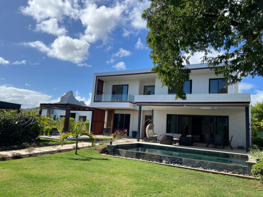 House for sale in Tamarin, Mauritius - MUR1663529