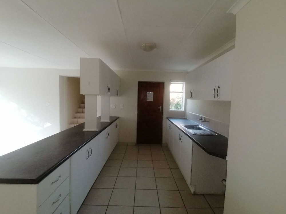 Residential complex for sale in Harrismith - 1BTH1663581