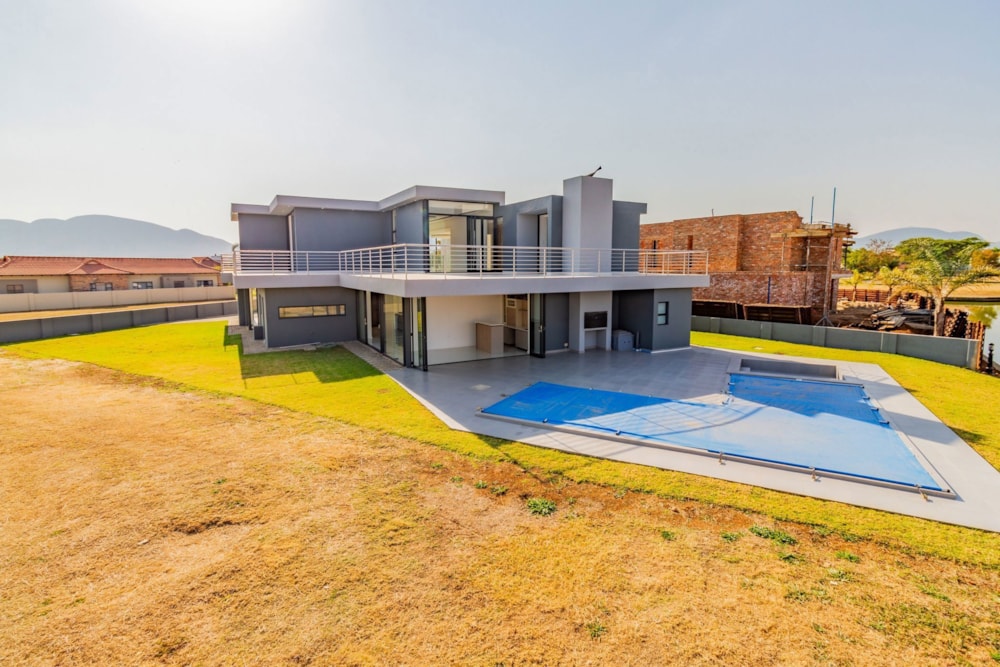 Double-storey house to rent in The Islands Estate - 1HR1713426 Double-storey house to rent in The Islands Estate - 1HR1713426