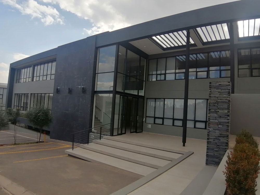 Commercial office to rent in Aspen Lakes - 1GV1732479