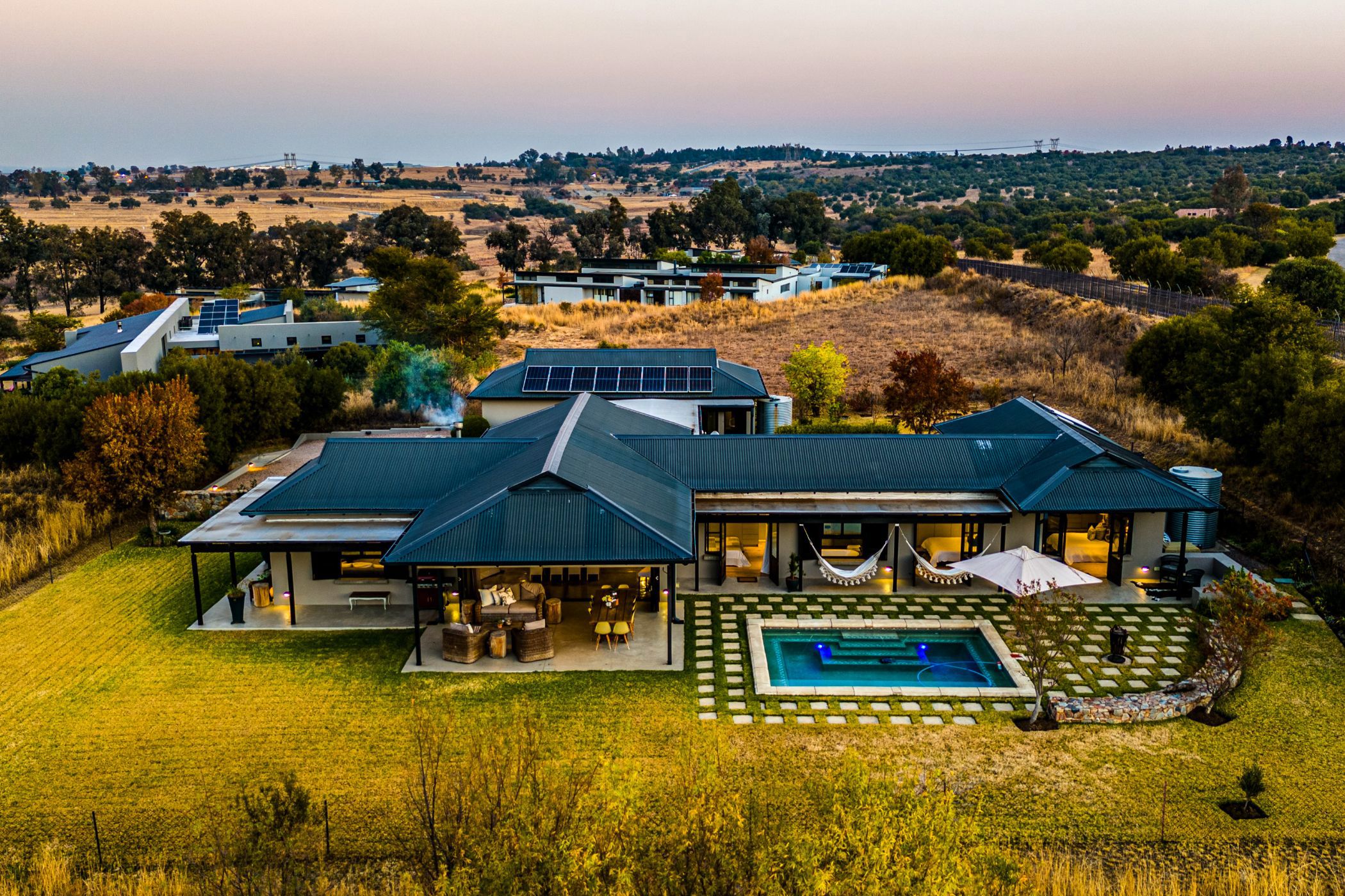 Single-storey house sold in Monaghan Farm - FW1663745