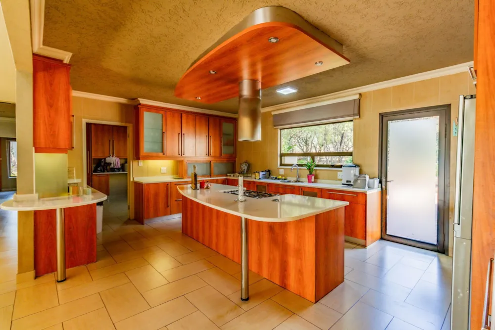 Country resort for sale in Broederstroom - 1HR1065649 Country resort for sale in Broederstroom - 1HR1065649