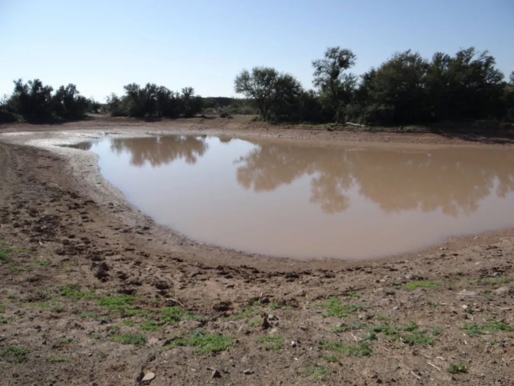 Mixed use farm for sale in Beaufort West Rural - 1KK1663798 Mixed use farm for sale in Beaufort West Rural - 1KK1663798