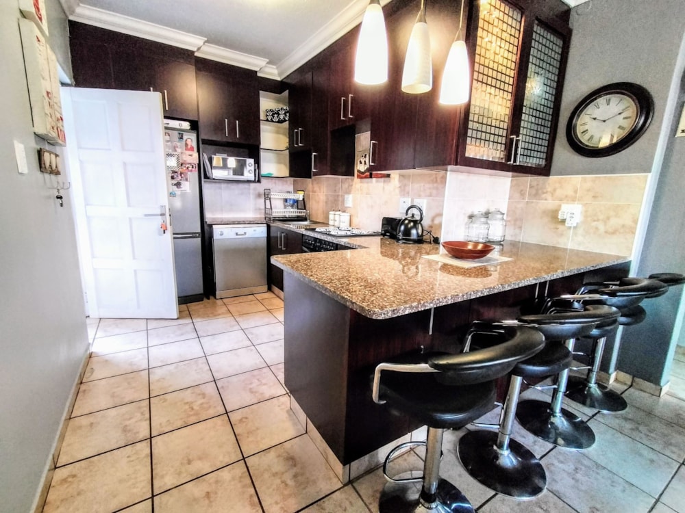 Apartment for sale in Margate - 1PSH1663574