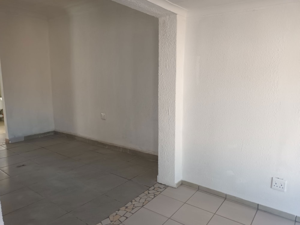 House let in Brakpan Central - 1BJ1663694