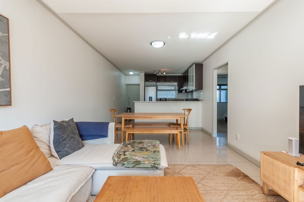 Apartment sold in Claremont, Cape Town - KW1661407 Apartment sold in Claremont, Cape Town - KW1661407