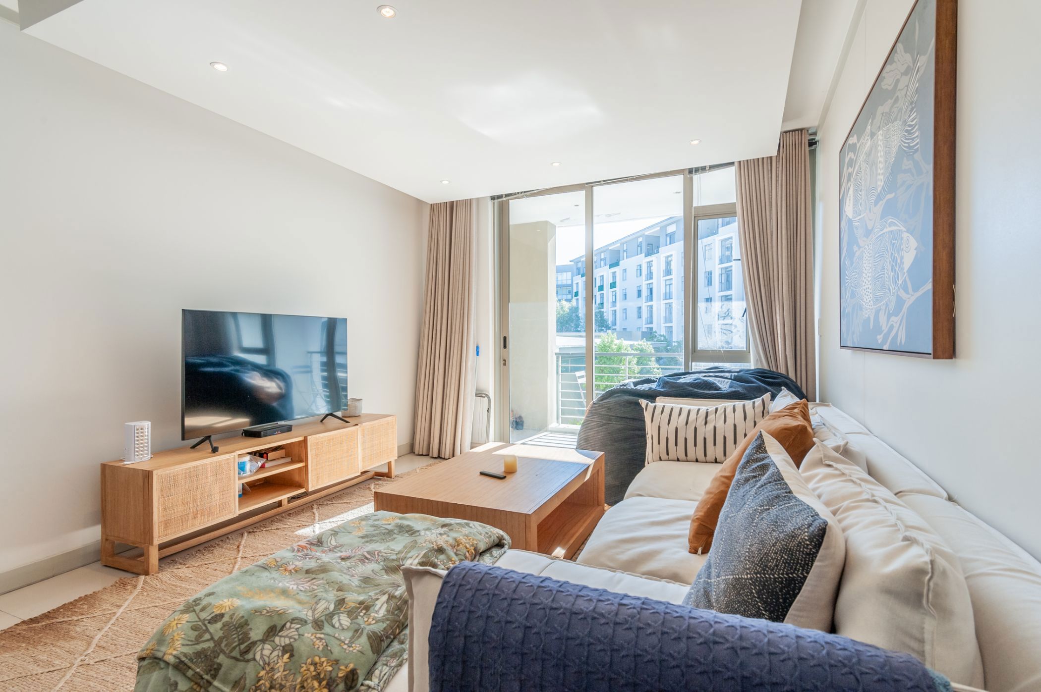 Apartment sold in Claremont, Cape Town - KW1661407