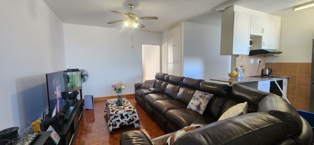 Apartment for sale in South Beach Durban - 1DA1661275 Apartment for sale in South Beach Durban - 1DA1661275