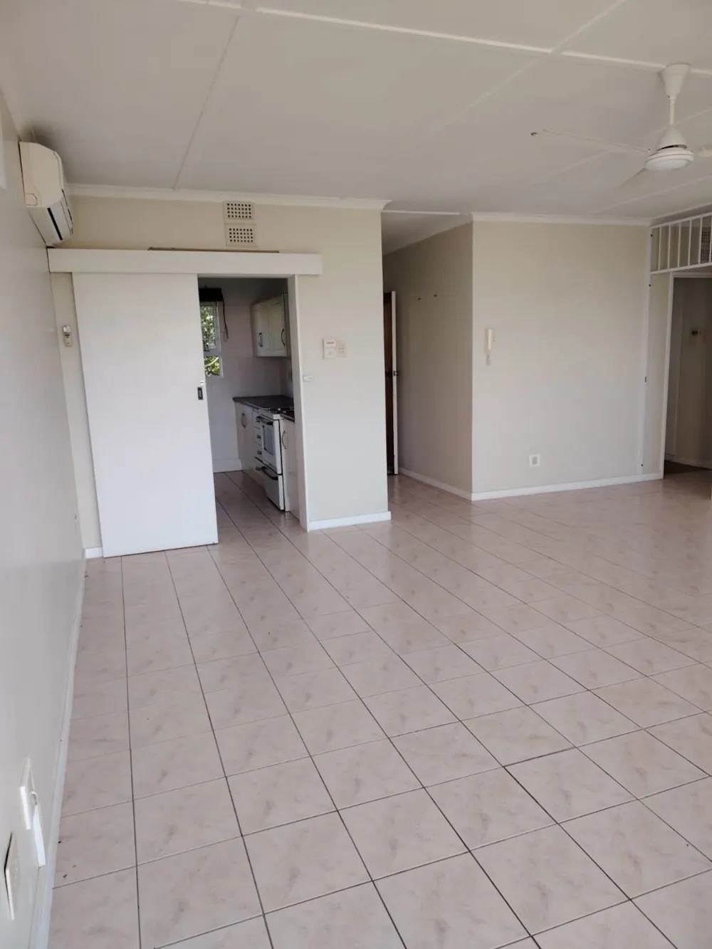 Apartment for sale in uMhlanga Rocks - 1ND1660589 Apartment for sale in uMhlanga Rocks - 1ND1660589