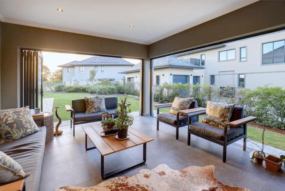 Multi-storey house to rent in Fancourt - GEO1712600 Multi-storey house to rent in Fancourt - GEO1712600