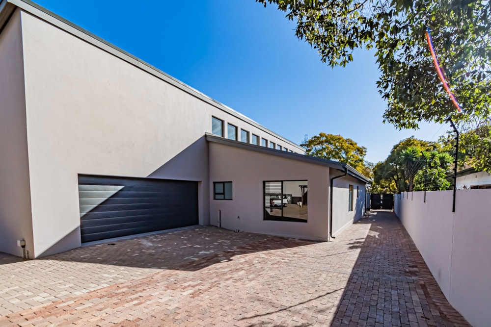 House for sale in Brooklyn, Pretoria East - PT1665036 House for sale in Brooklyn, Pretoria East - PT1665036