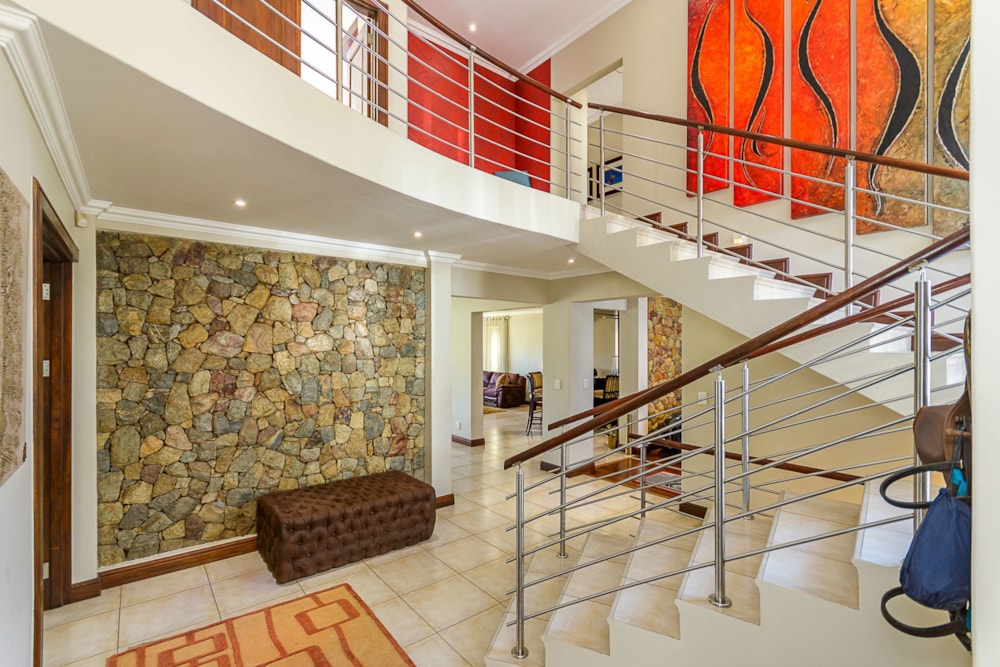 Multi-storey house for sale in Bedfordview - BED1667098 Multi-storey house for sale in Bedfordview - BED1667098