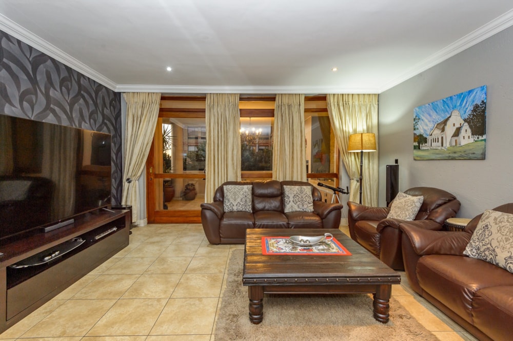 Apartment for sale in Bedfordview - BED1665076 Apartment for sale in Bedfordview - BED1665076