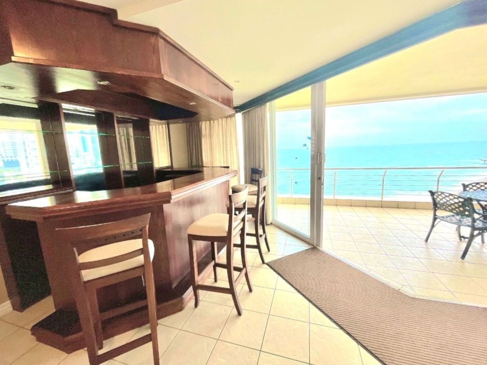 Apartment for sale in uMhlanga Rocks - 1ND1666051 Apartment for sale in uMhlanga Rocks - 1ND1666051