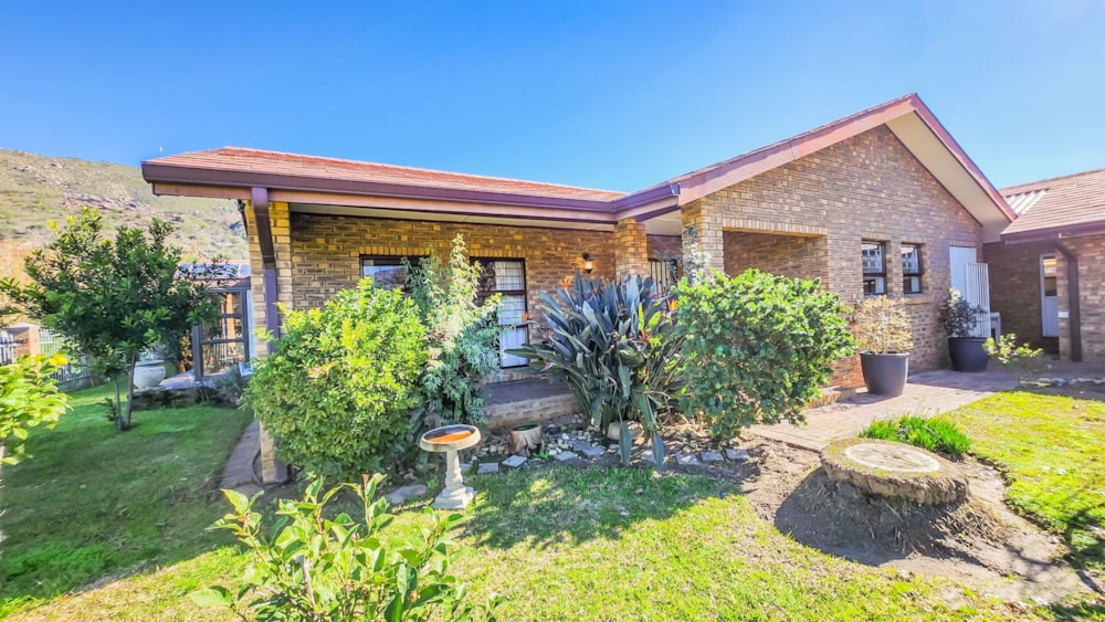 Single-storey house sold in Groenvlei, Paarl - TK1691353 Single-storey house sold in Groenvlei, Paarl - TK1691353