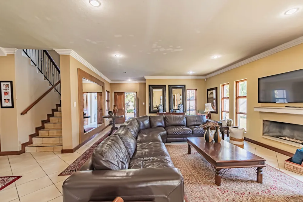 House let in Silver Lakes Golf Estate - PT1709596 House let in Silver Lakes Golf Estate - PT1709596