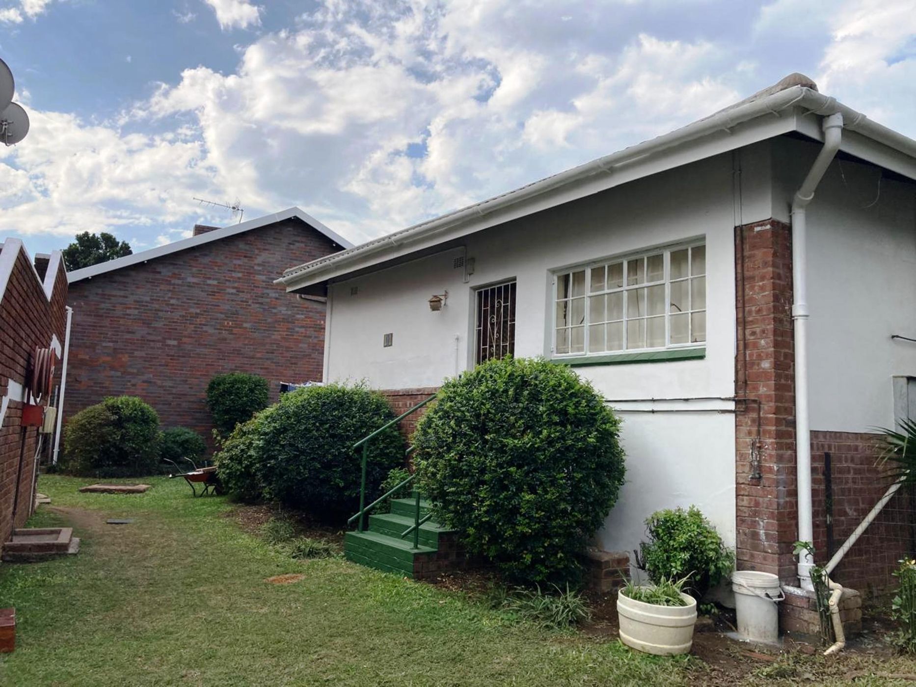 Apartment sold in Pelham - 1PM1665437